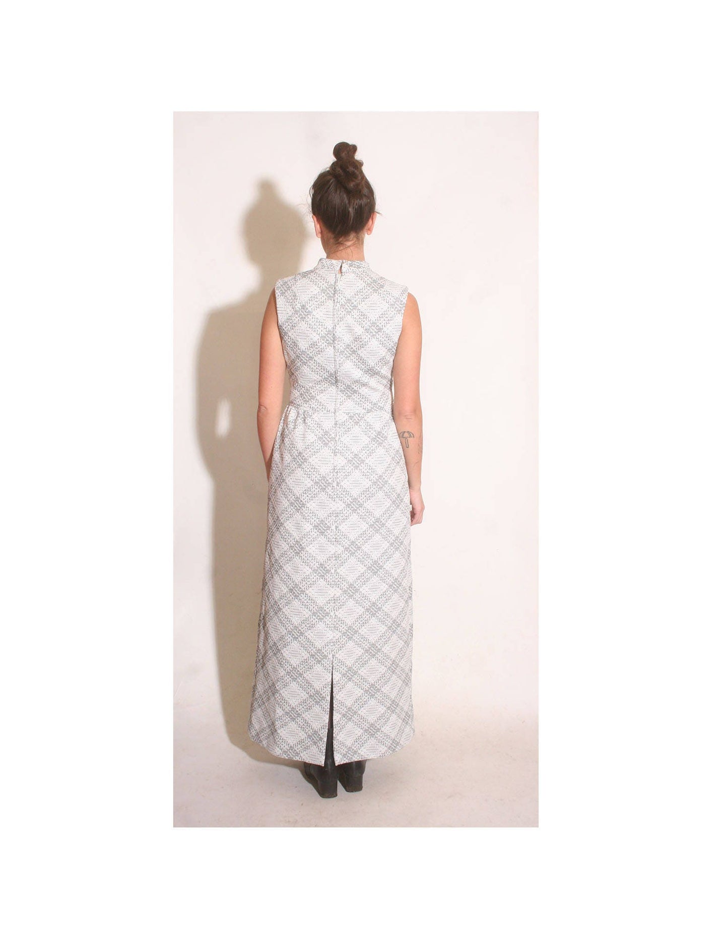 Vintage 1970s Silver and White Empire Waist Plaid Sleeveless Turtleneck Maxi Dress size S