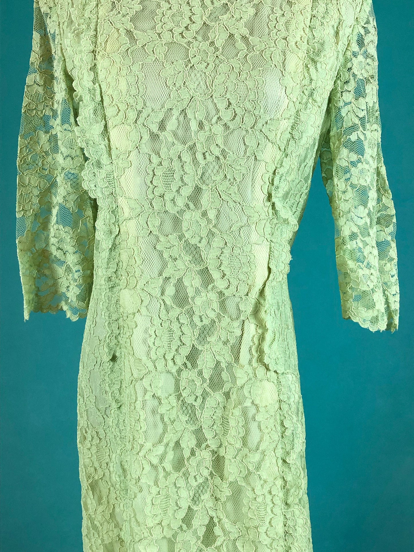 Lime Green Lace 60s Vintage Quarter Sleeve Sheer Shift Mod Dress size Medium