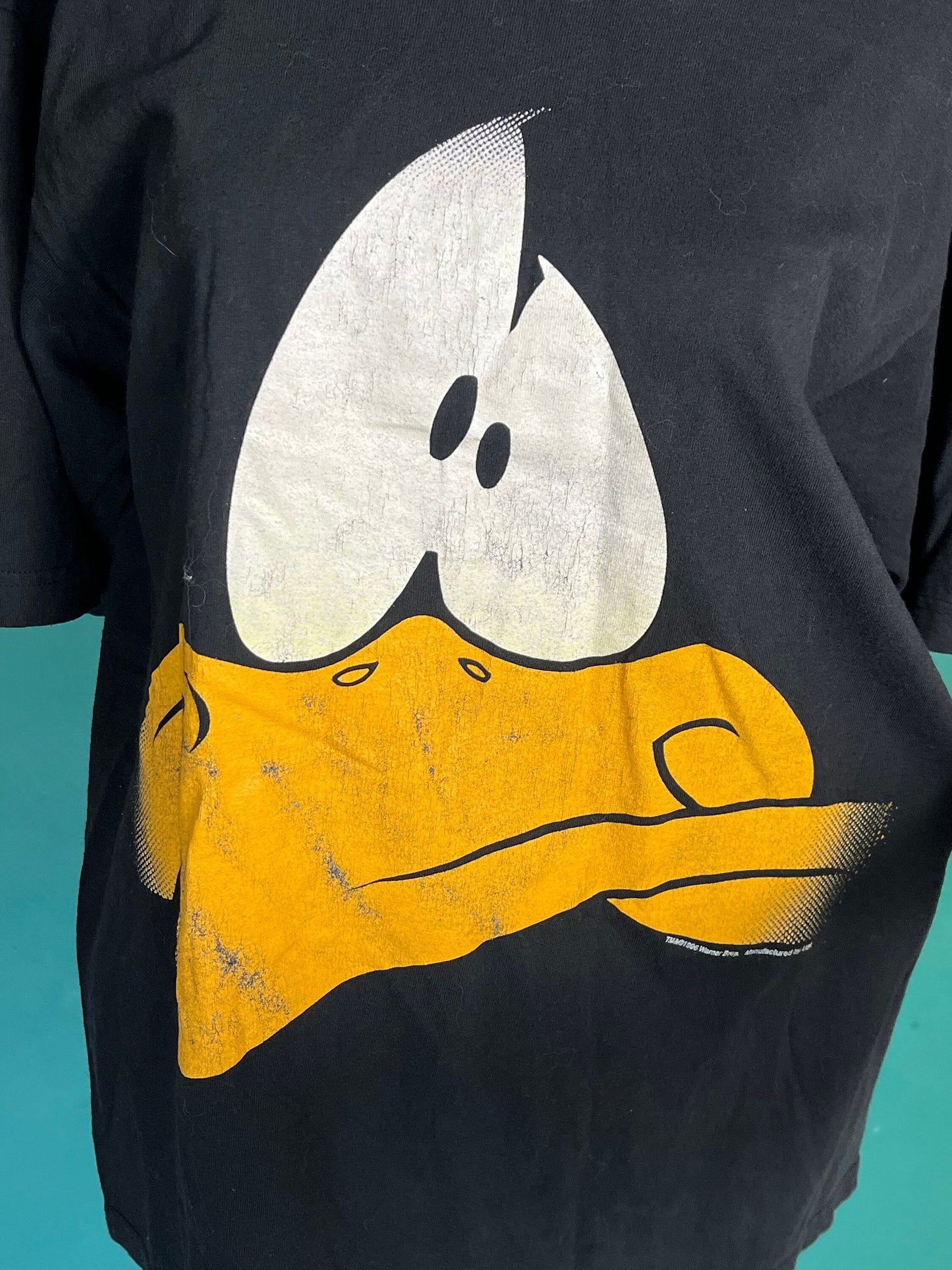 Authentic 96 Donald Duck Big Face Vintage 90s Looney Tunes Warner Brothers Graphic Cotton Single Stitch T Shirt size Large