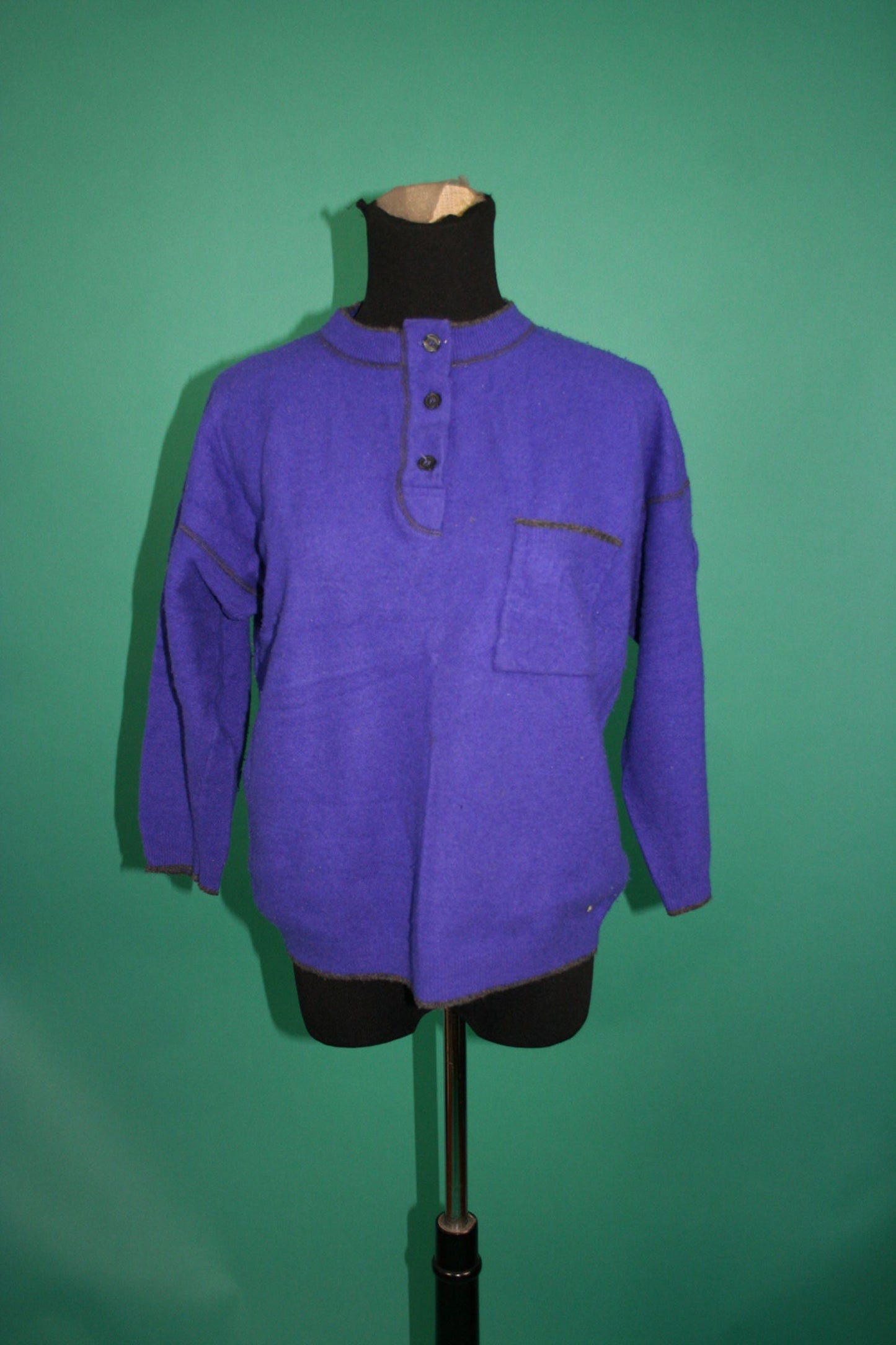 Vintage 80s 1980s Ultra Violet Lambswool Button Up Mock Neck Batwing Quarter Sleeve Tarazzia Beatnik Pocketed Pullover Mod  Sweater Medium M