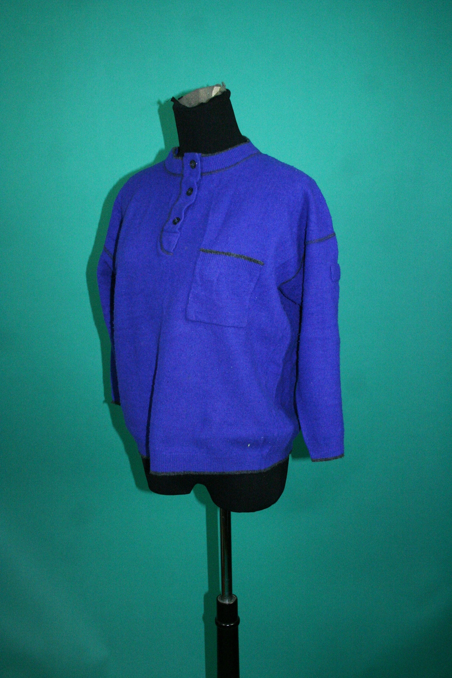 Vintage 80s 1980s Ultra Violet Lambswool Button Up Mock Neck Batwing Quarter Sleeve Tarazzia Beatnik Pocketed Pullover Mod  Sweater Medium M