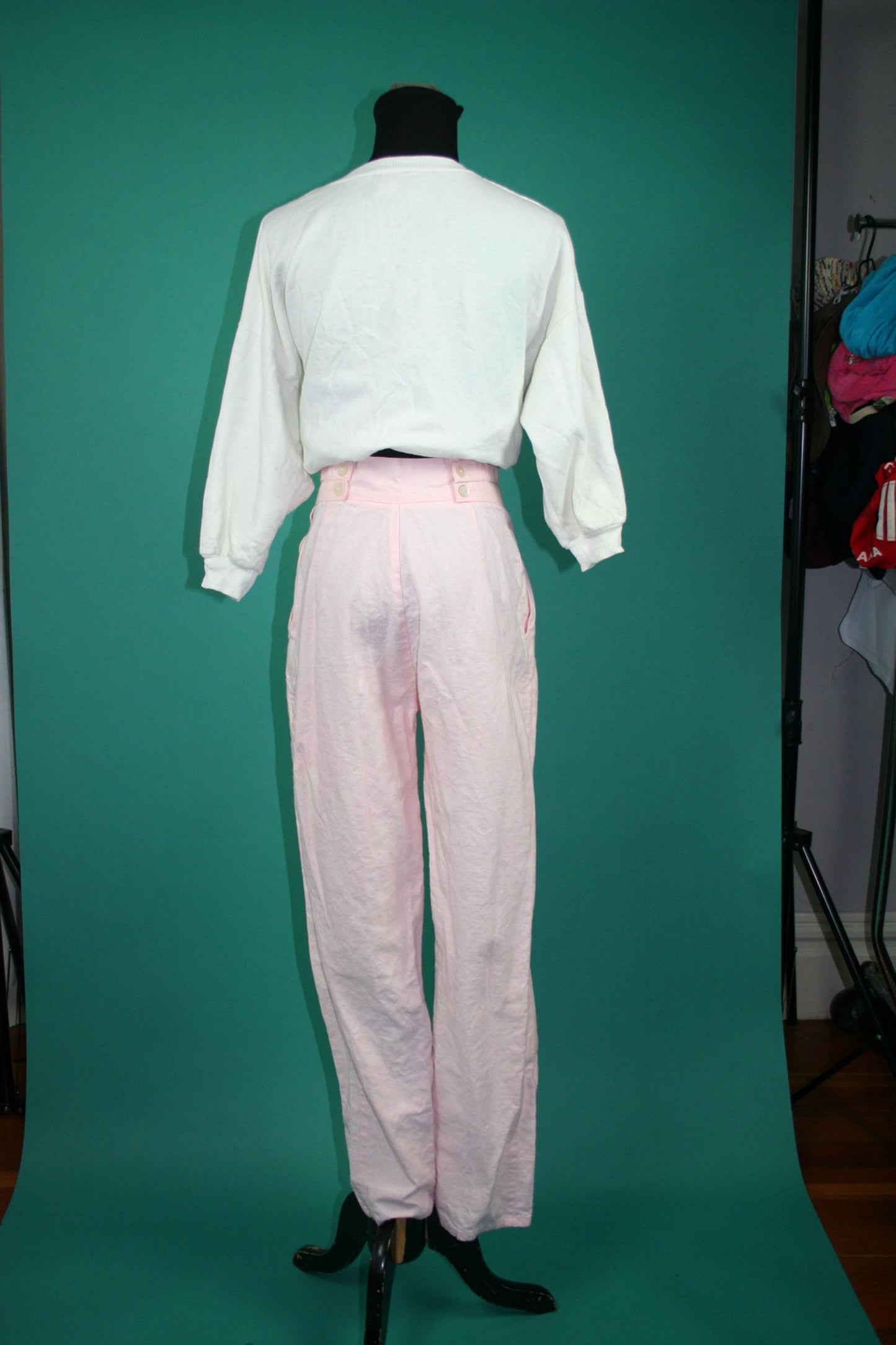 Vintage 1980s 80s Linen High Waisted Baby Pink Pastel Pleated Pegged Cigarette Trouser Pant Bottoms Small S