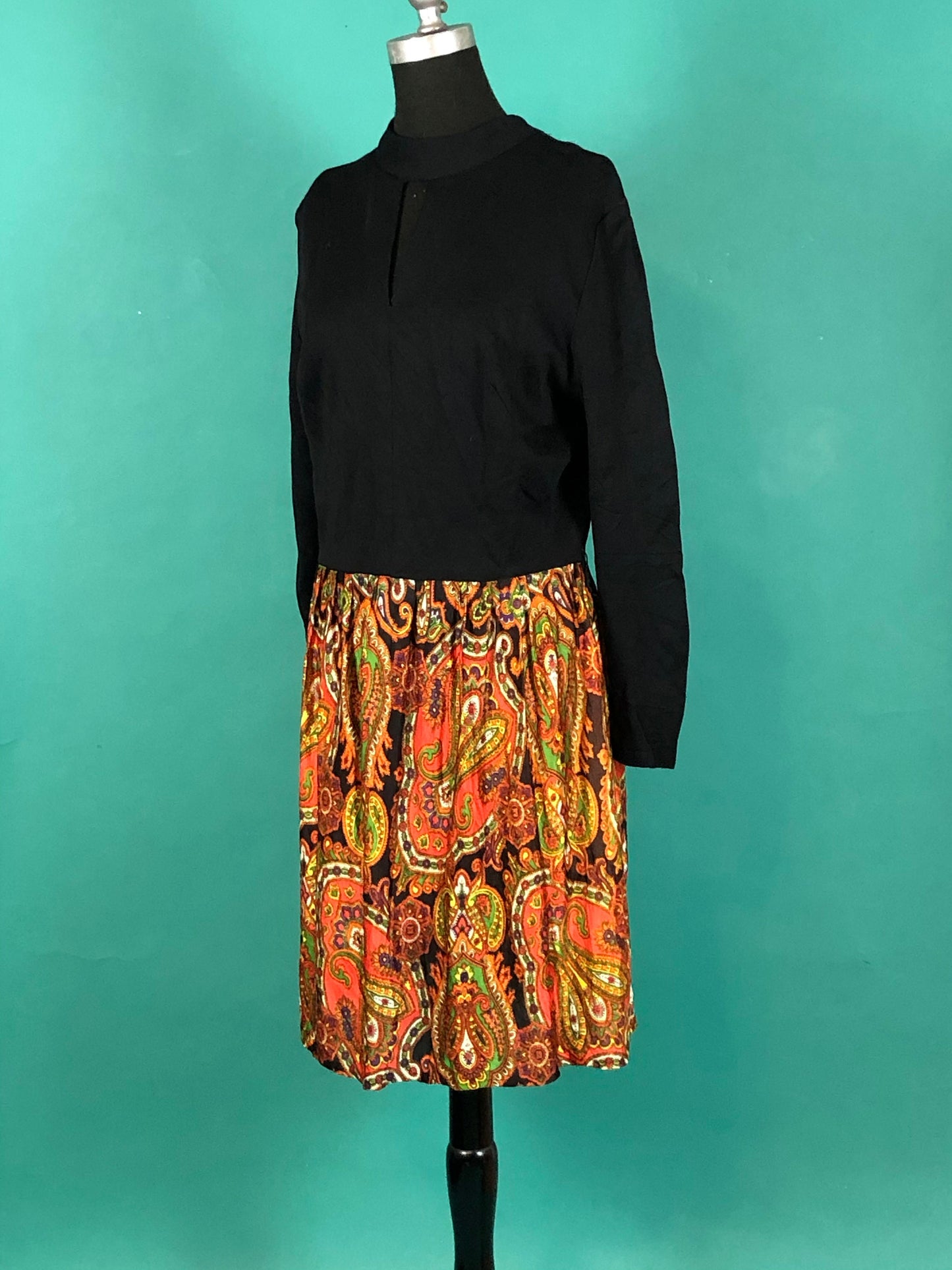 Keyhole Paisley Dress Vintage 70s Long Sleeve Mock Neck Retro Hippie Boho size 14