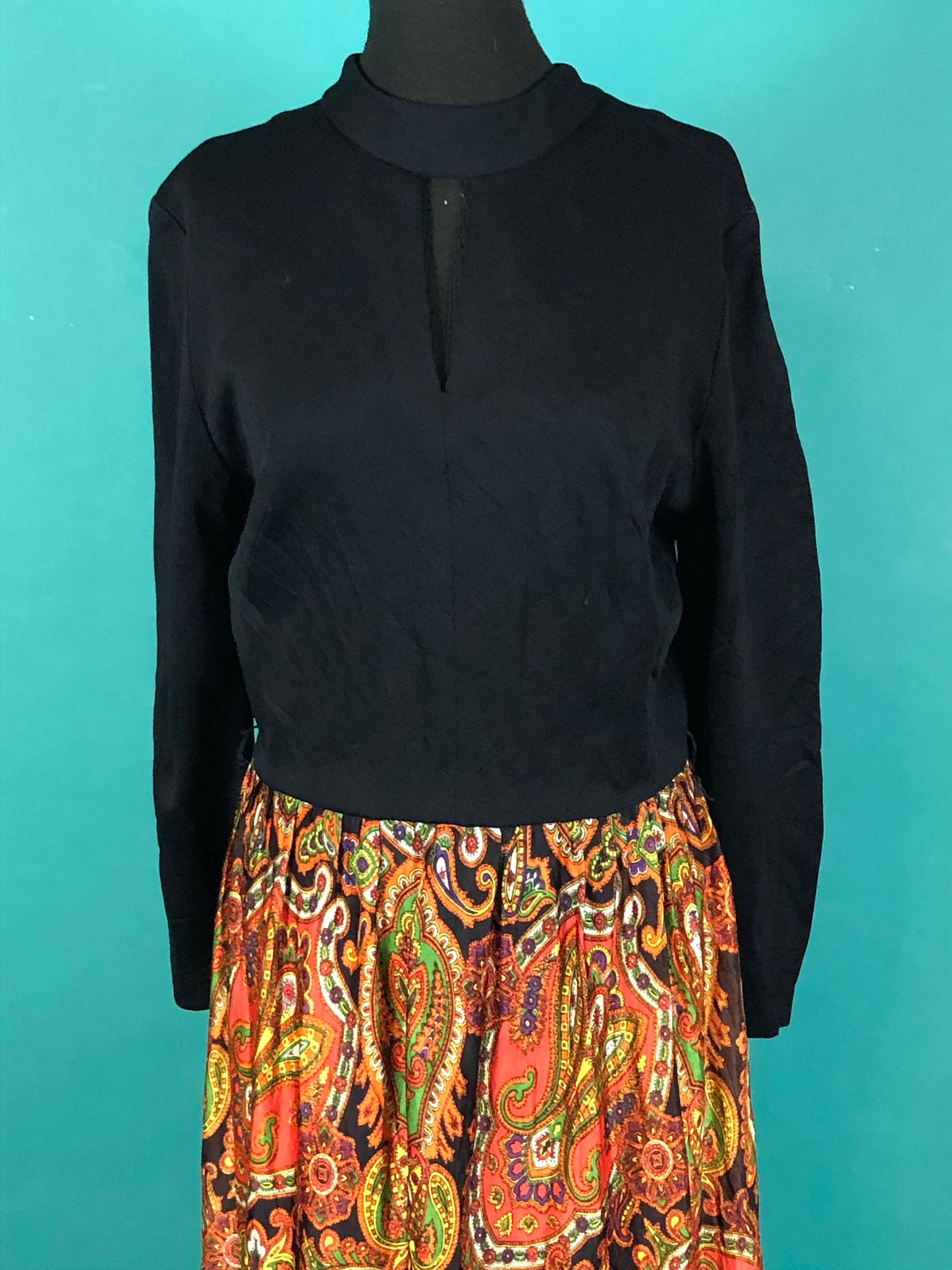 Keyhole Paisley Dress Vintage 70s Long Sleeve Mock Neck Retro Hippie Boho size 14