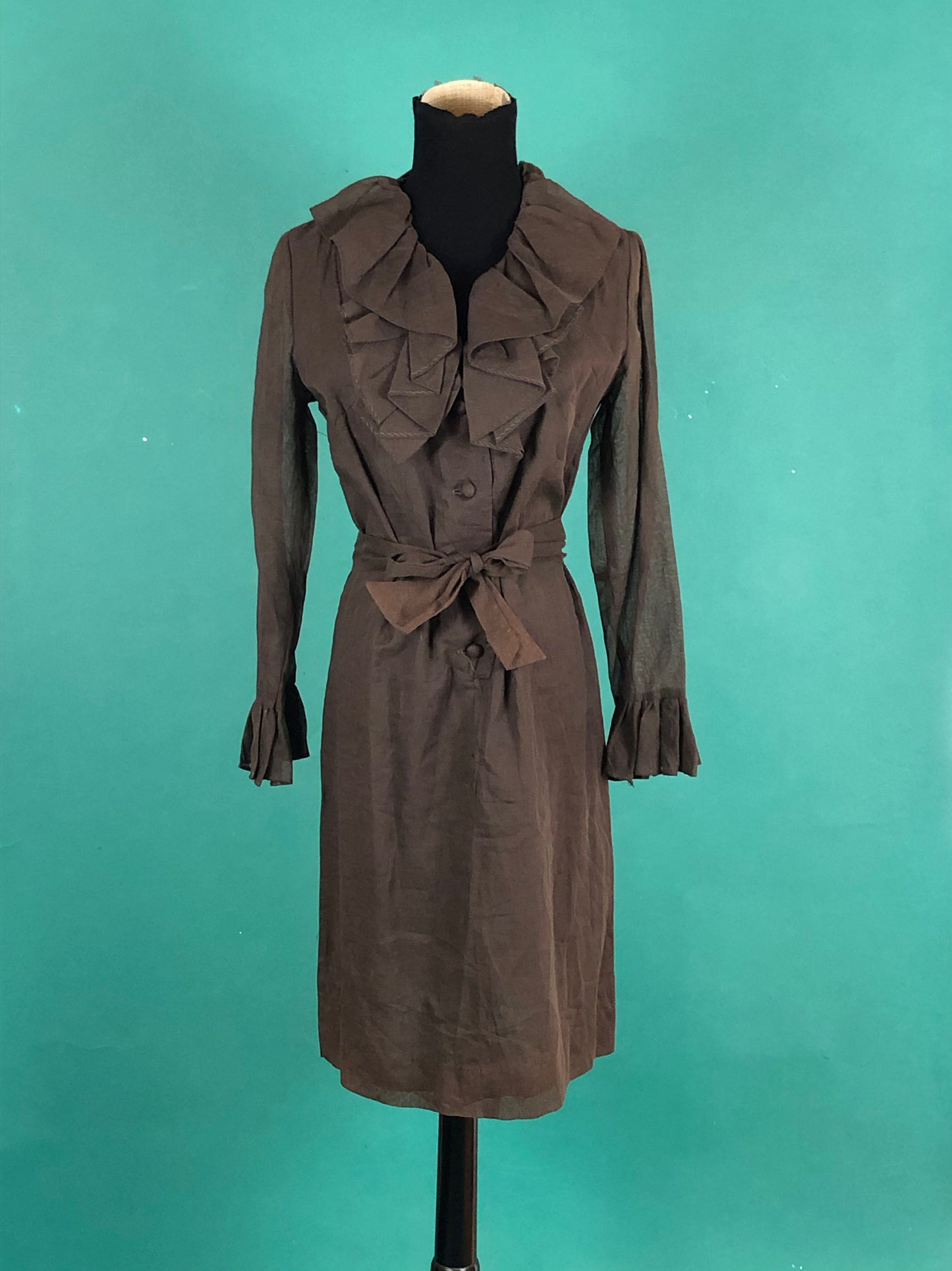 Brown Ruffled Collar Tuxedo Dress Vintage 70s Long Sheer Sleeve Belted Waist Knee Length Button Up Shift Dress size 12