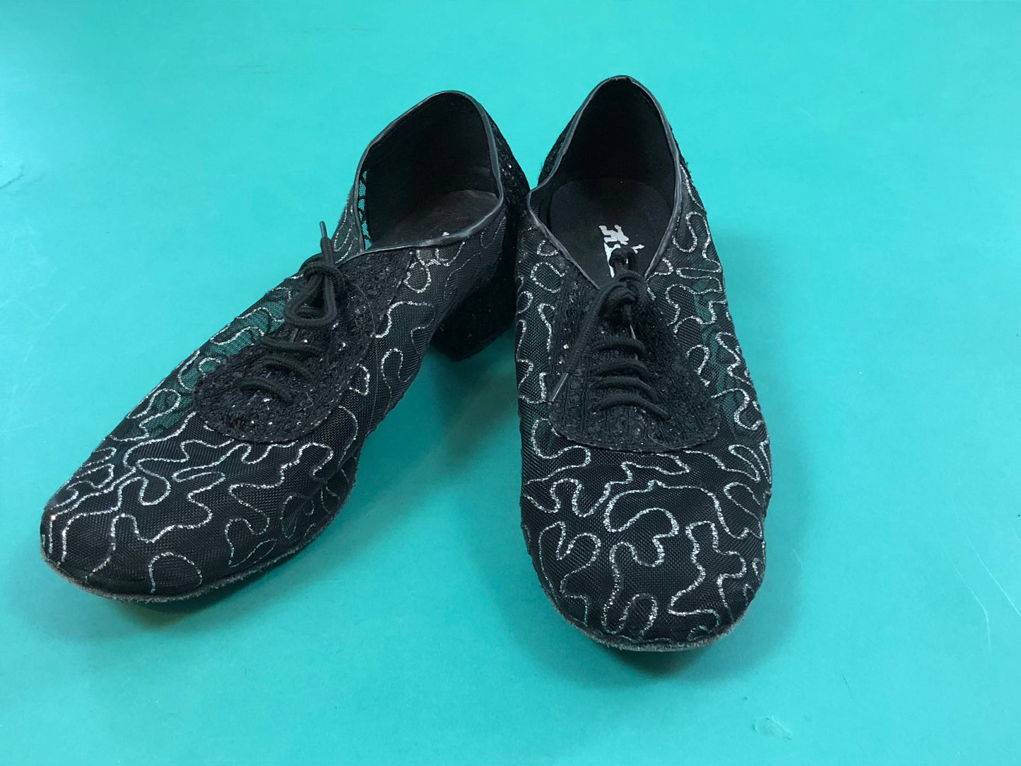 Mesh Silver Squiggle Shoes Vintage 80s Kitten Chunk Heel Lace up Black Dance Mary Janes size 6