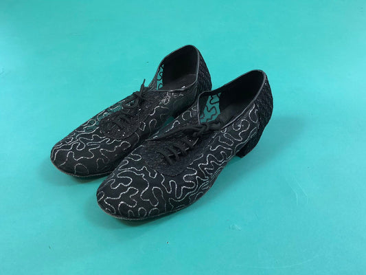 Mesh Silver Squiggle Shoes Vintage 80s Kitten Chunk Heel Lace up Black Dance Mary Janes size 6