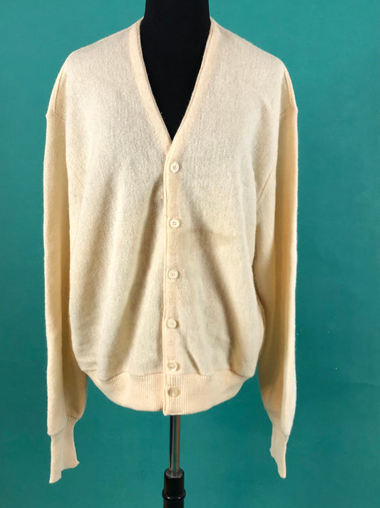 Cream Arnold Palmer Vintage 70’s Extra Long Sleeve Button Up Cardigan