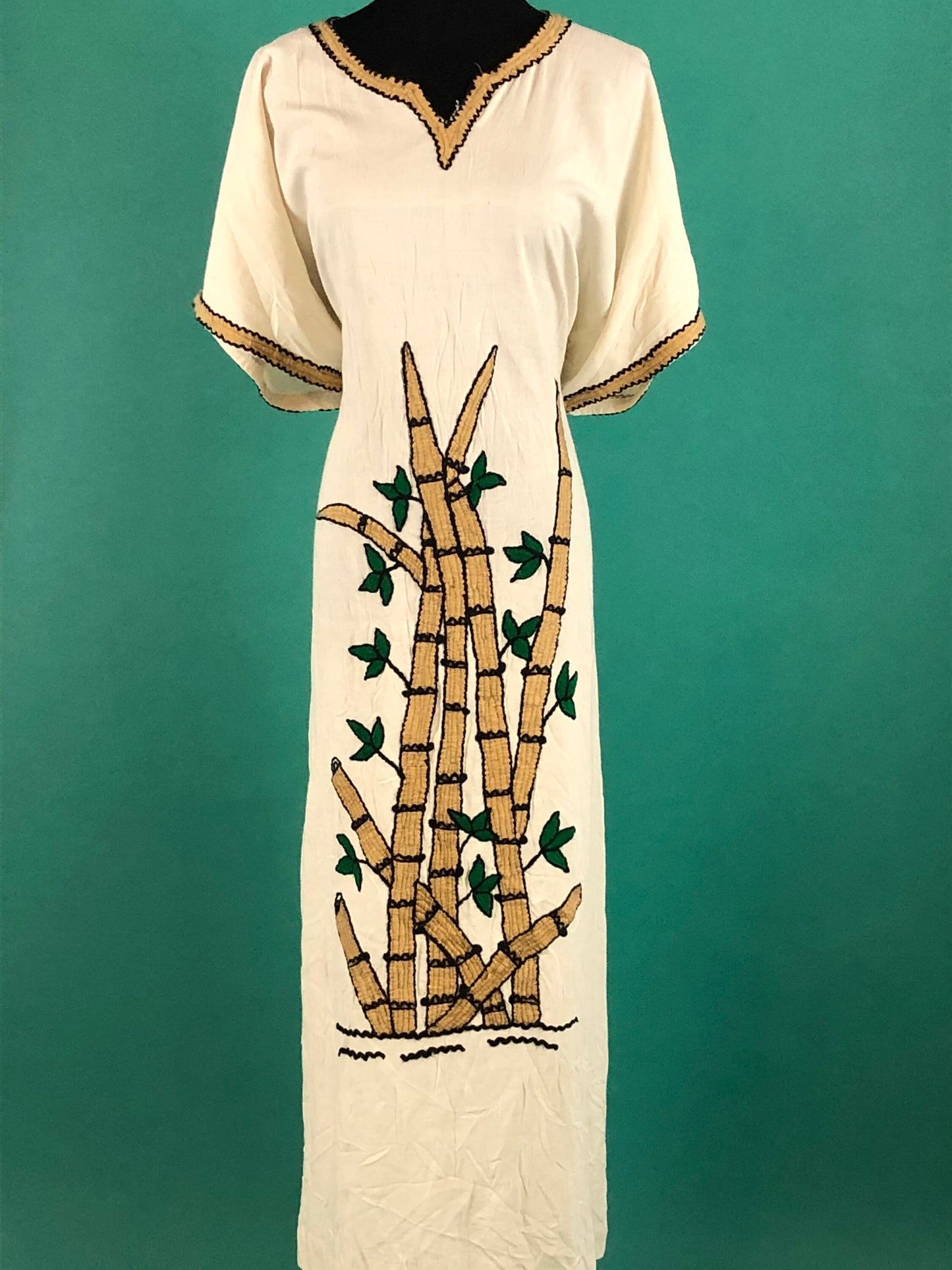 Yarn Knit Bamboo Kaftan Vintage 70s Full Swimsuit Cover Up Tie Waist Slitted Side Pullover Robe size Medium