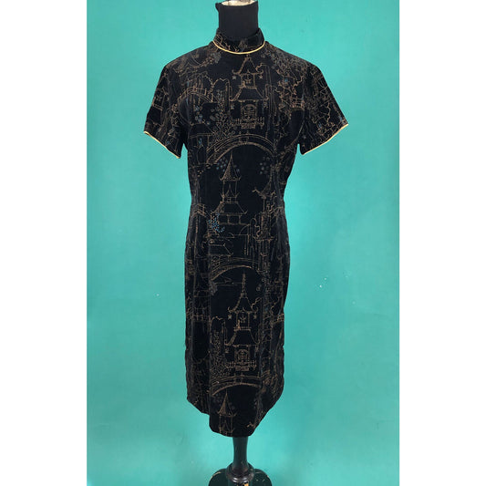 Mandarin Black Crushed Velvet Temple Palace Hawaiian Vintage 70s Short Sleeve Alfred Shaheen Dress