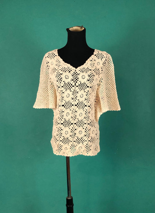 Beige Floral Crochet Batwing Vintage 70s Crew Neck Butterfly Sleeve Fitted Summer Festival Beach Top size Small