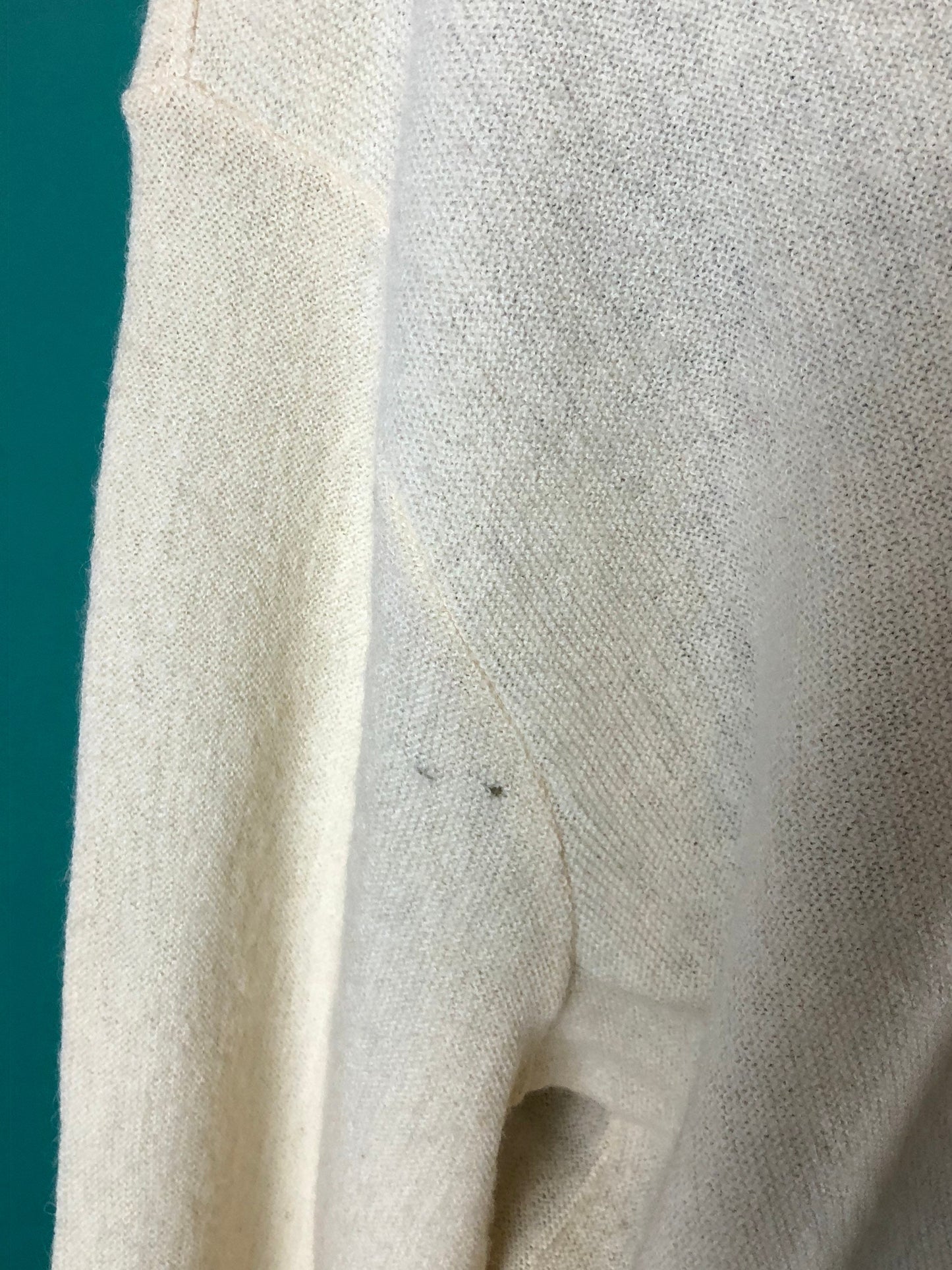 Cream Arnold Palmer Vintage 70’s Extra Long Sleeve Button Up Cardigan