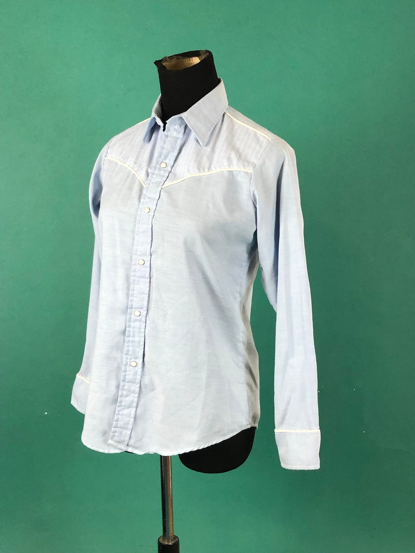 Levis Strauss Denim Blue and White Vintage 70s Striped Long Sleeve Snap Button Collared Button Down size XS