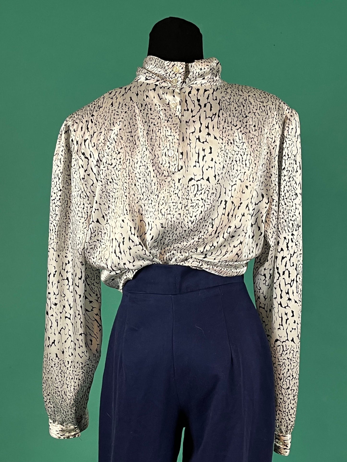 Marble Mock Neck Vintage 80s Long Sleeve Pleated Silky Barbara Karen Blouse size 16