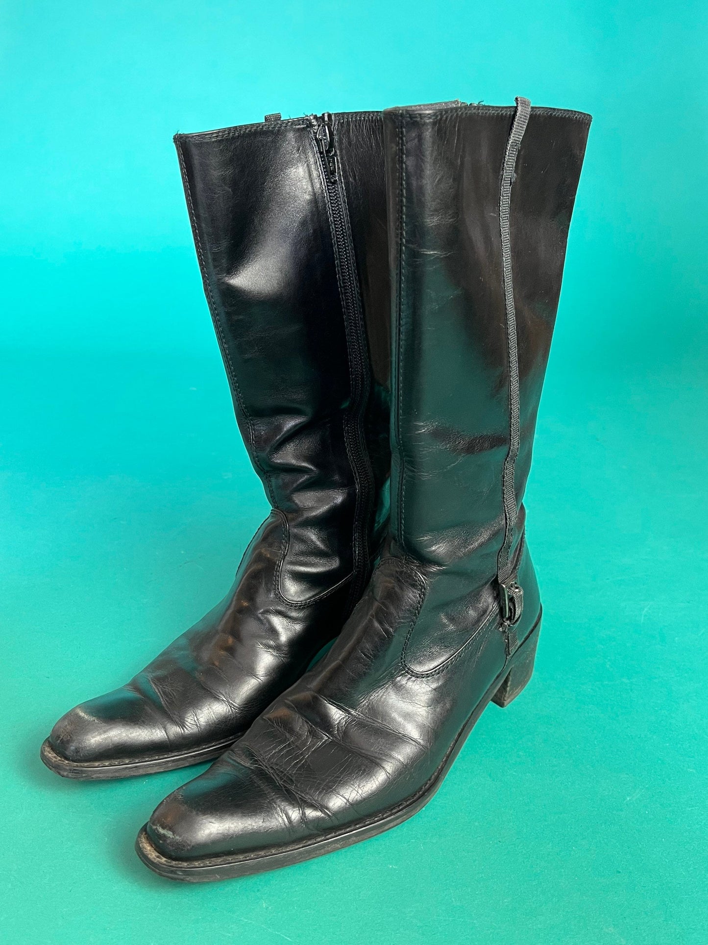 Zip Up Black Leather Vintage 90s Pointed Toe Western Calf Length Buckle Boots size 7