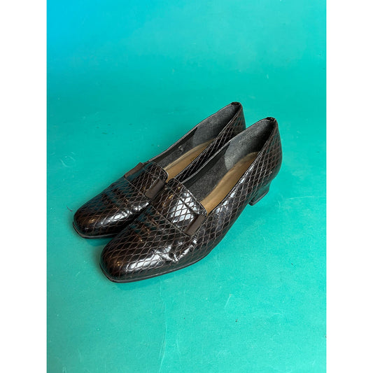 Brown Vinyl Loafers Vintage 90s Faux Snakeskin Heel Oxford Loafers size 7 and a half