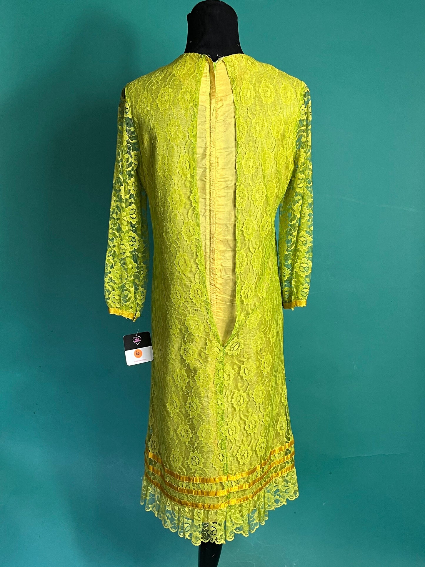 Vintage 1960s Neon Lime Green Sheer Sleeve Nicky Vaughn Lace Shift Dress size M