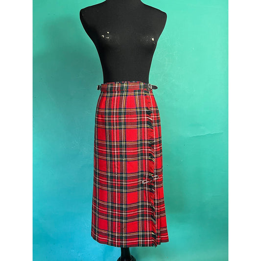 Laird Portch of Scotland Tartan Red Holiday Plaid Fringe Vintage 80s Pleated Wrap Around Buckle High Waisted Wool Kilt size XXS