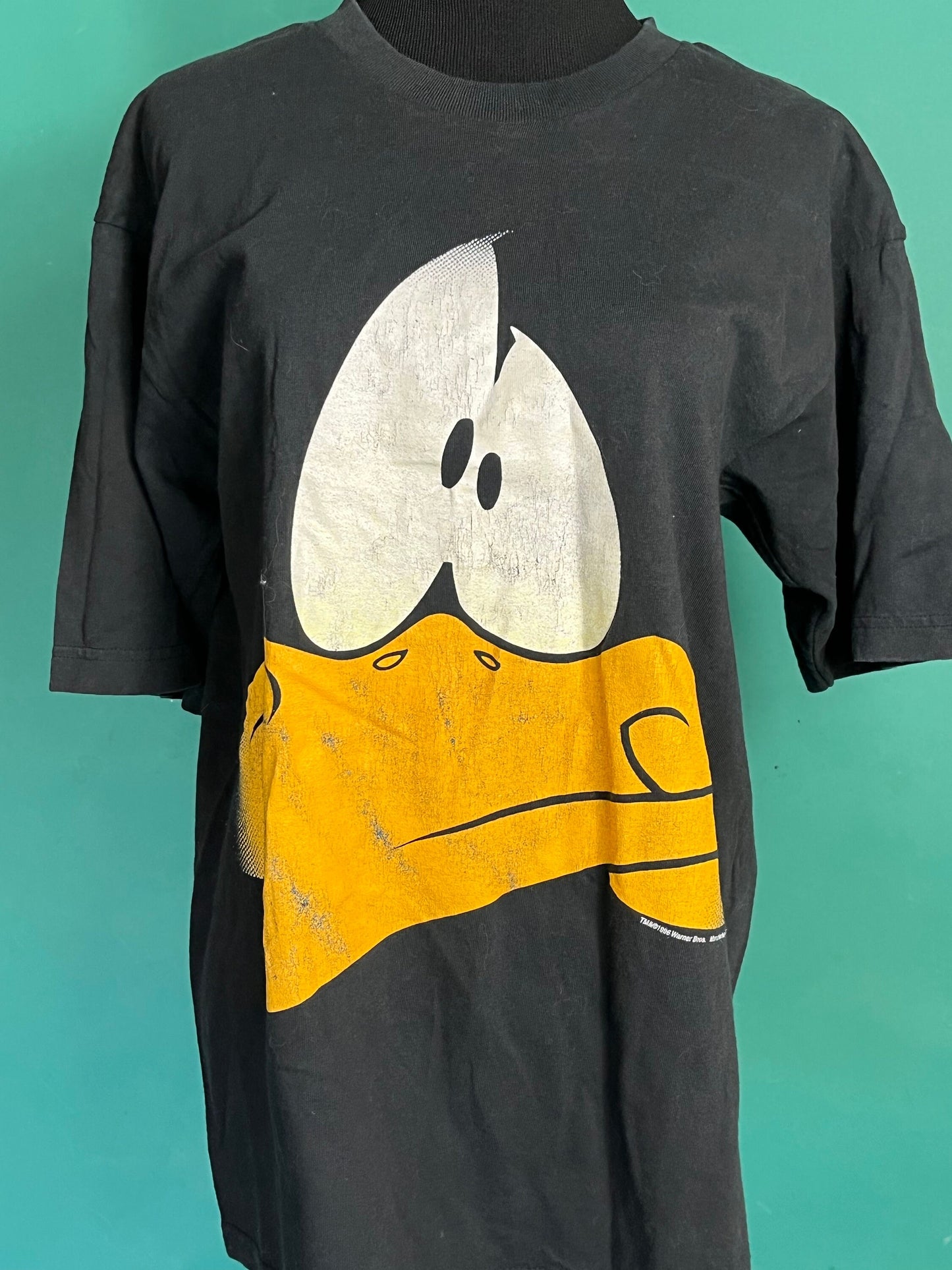 Authentic 96 Donald Duck Big Face Vintage 90s Looney Tunes Warner Brothers Graphic Cotton Single Stitch T Shirt size Large