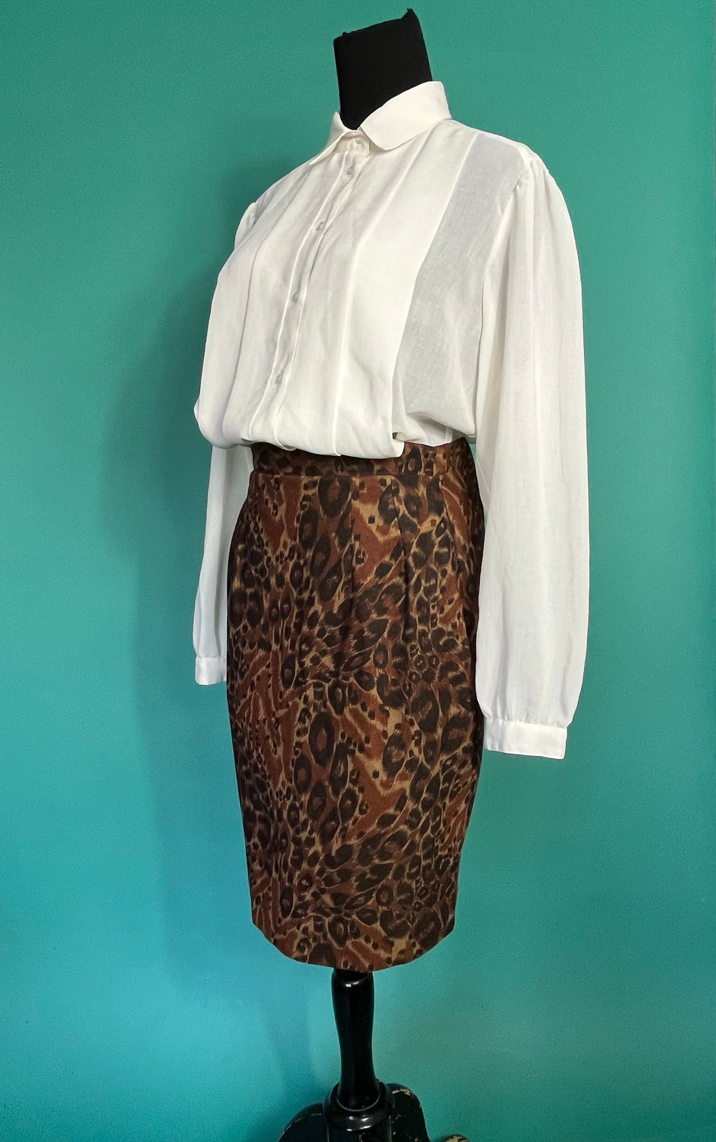 Cheetah Leopard Animal Print Vintage 80s High Waisted Fitted Pencil Mini Skirt size 4