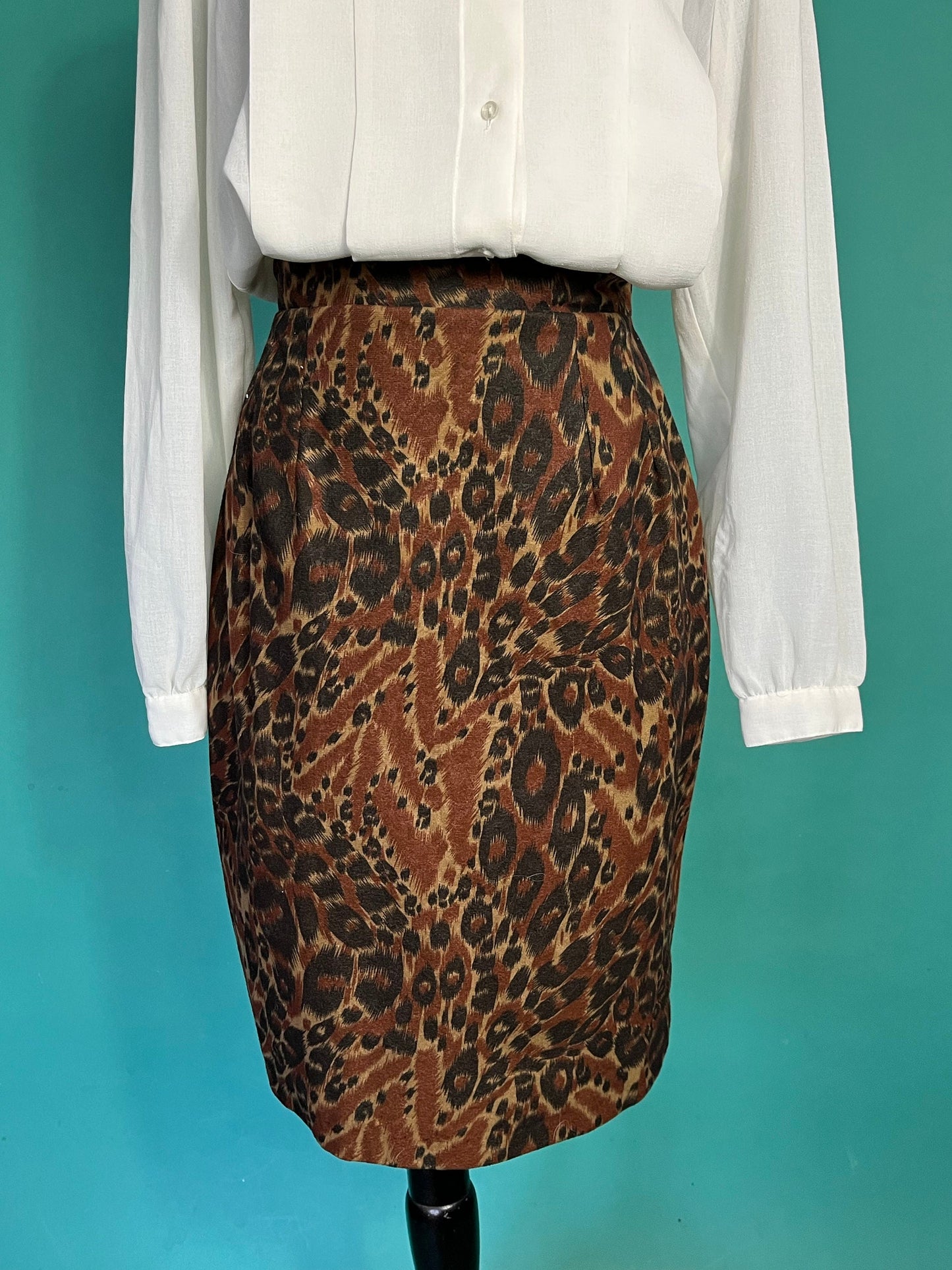 Cheetah Leopard Animal Print Vintage 80s High Waisted Fitted Pencil Mini Skirt size 4