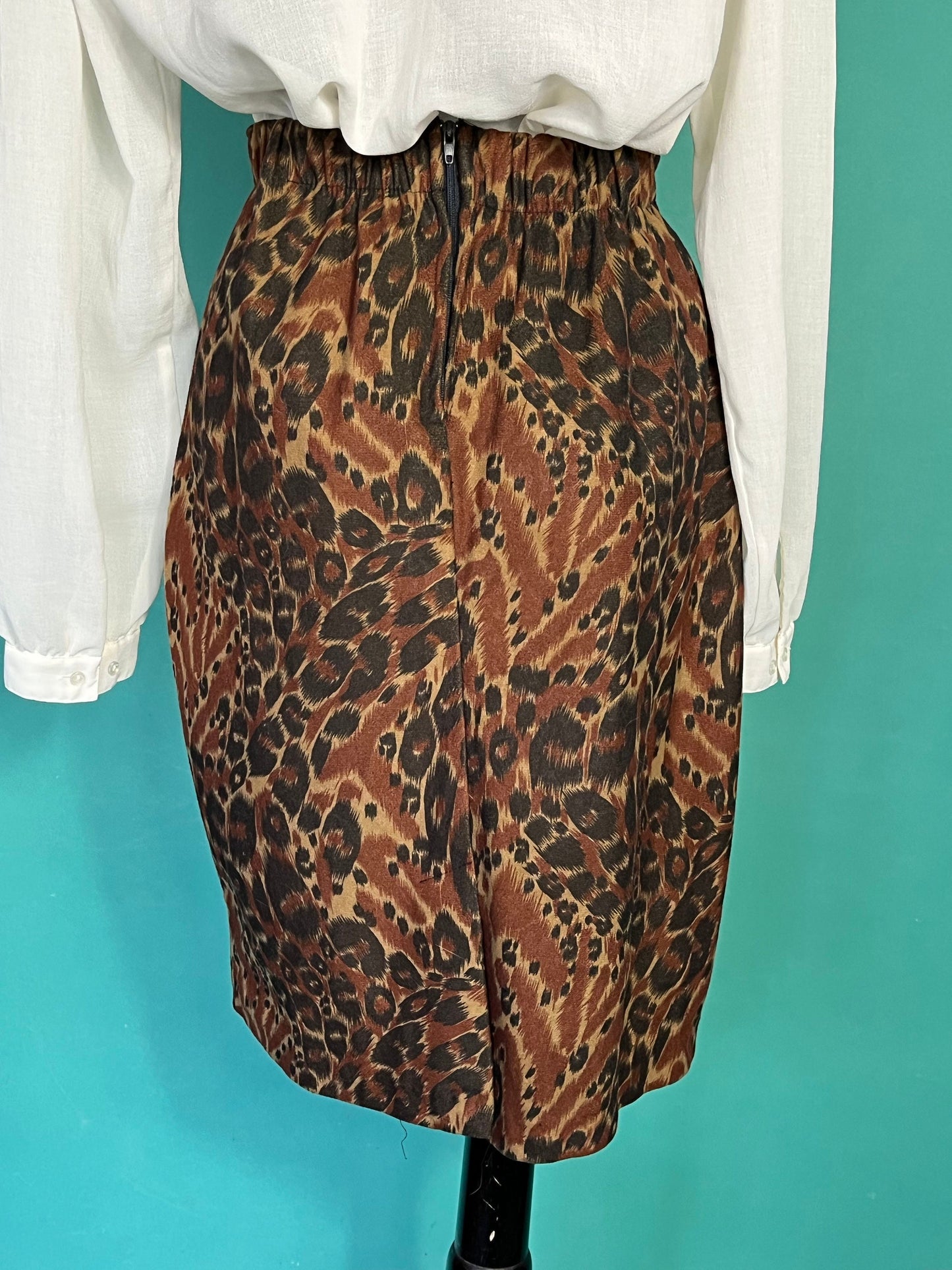 Cheetah Leopard Animal Print Vintage 80s High Waisted Fitted Pencil Mini Skirt size 4