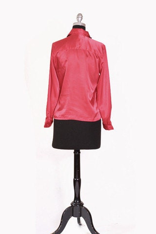 Red and Black Button Up Vintage 70s Long Sleeve Silky Collared Bowtie Holiday Blouse size Small