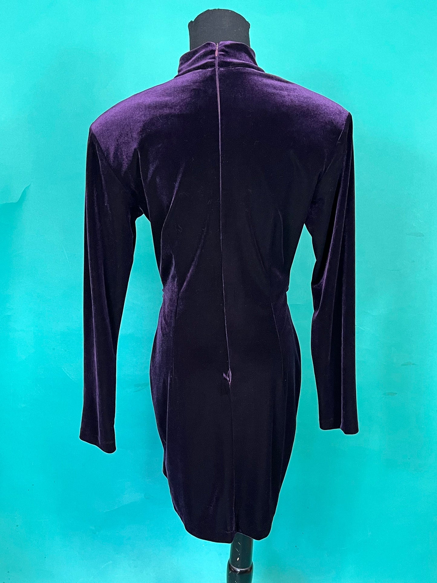 Vintage 90s Eggplant Purple Long Sleeve Turtleneck Velvet Chain Belt Bodycon Scarlett Mini Dress size 7