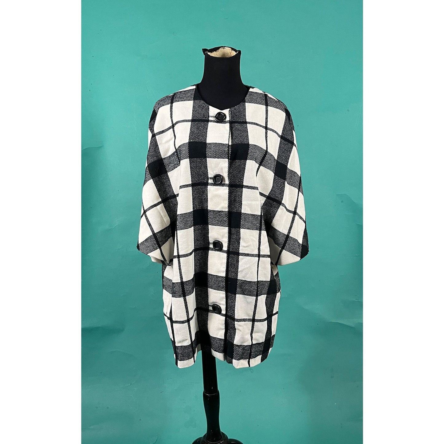 Vintage 50s Big Plaid Black and White Batwing Button Up Mister Roberts Poncho Coat size Medium