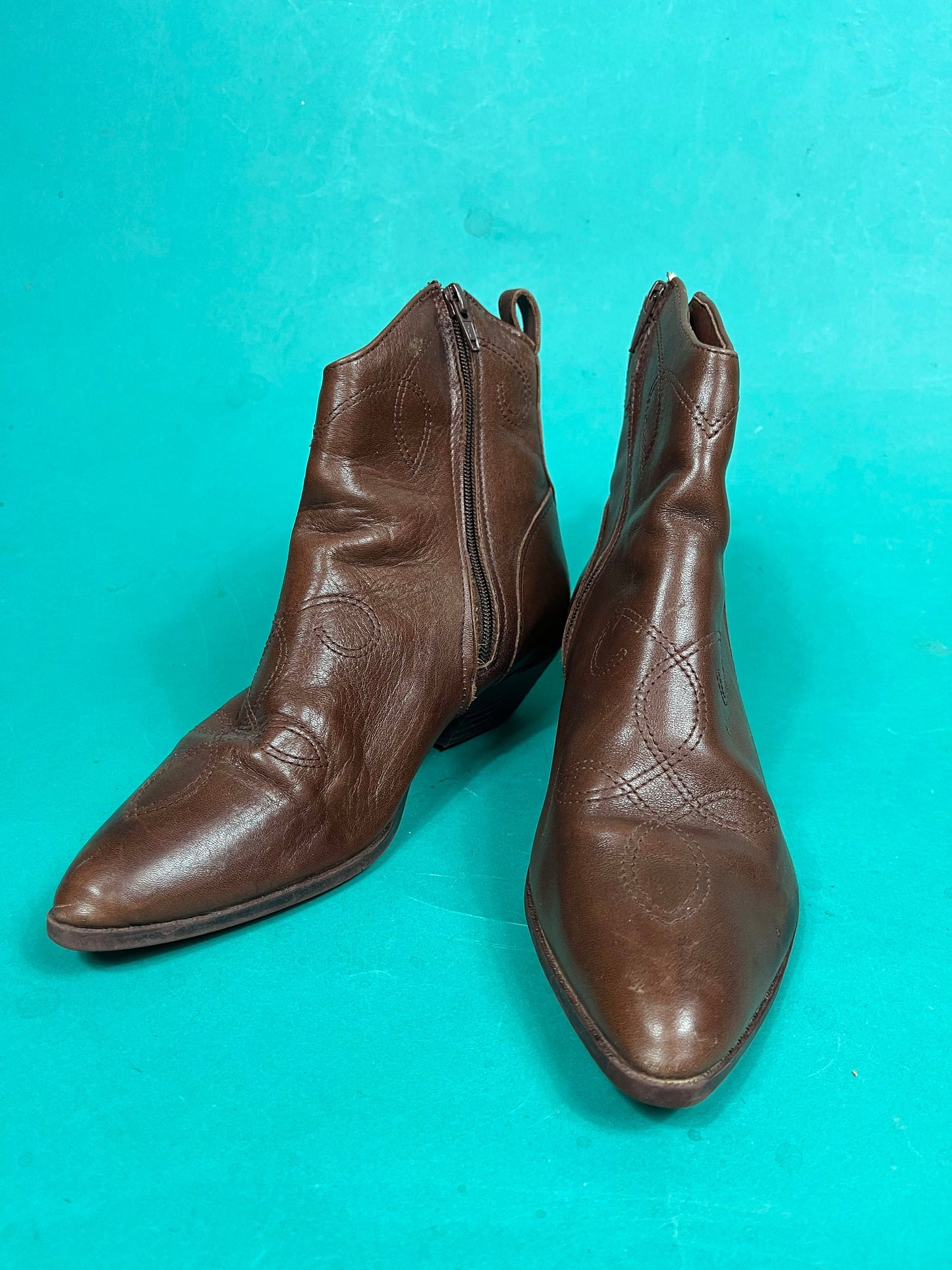 Vintage 80s Brown Embroidered Heeled Zip Up Western Ankle Maine Woods Boots size 6 and a half