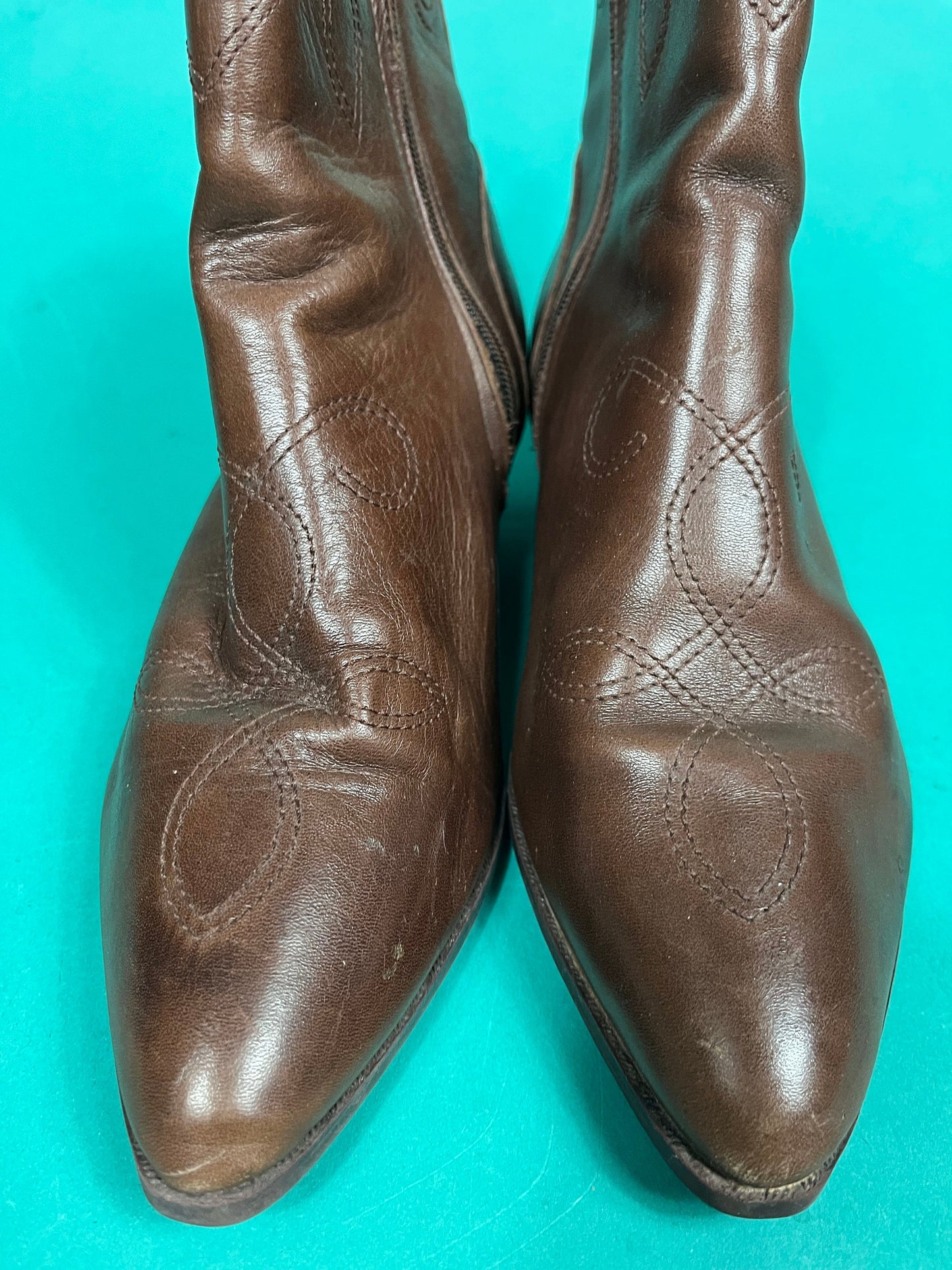 Vintage 80s Brown Embroidered Heeled Zip Up Western Ankle Maine Woods Boots size 6 and a half