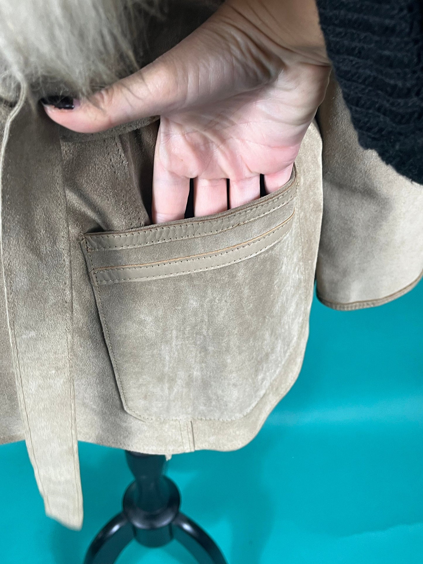 Vintage 70s UK Tan Suede and Lamb Fur Collared Pocket Belted Penny Lane Coat size Medium