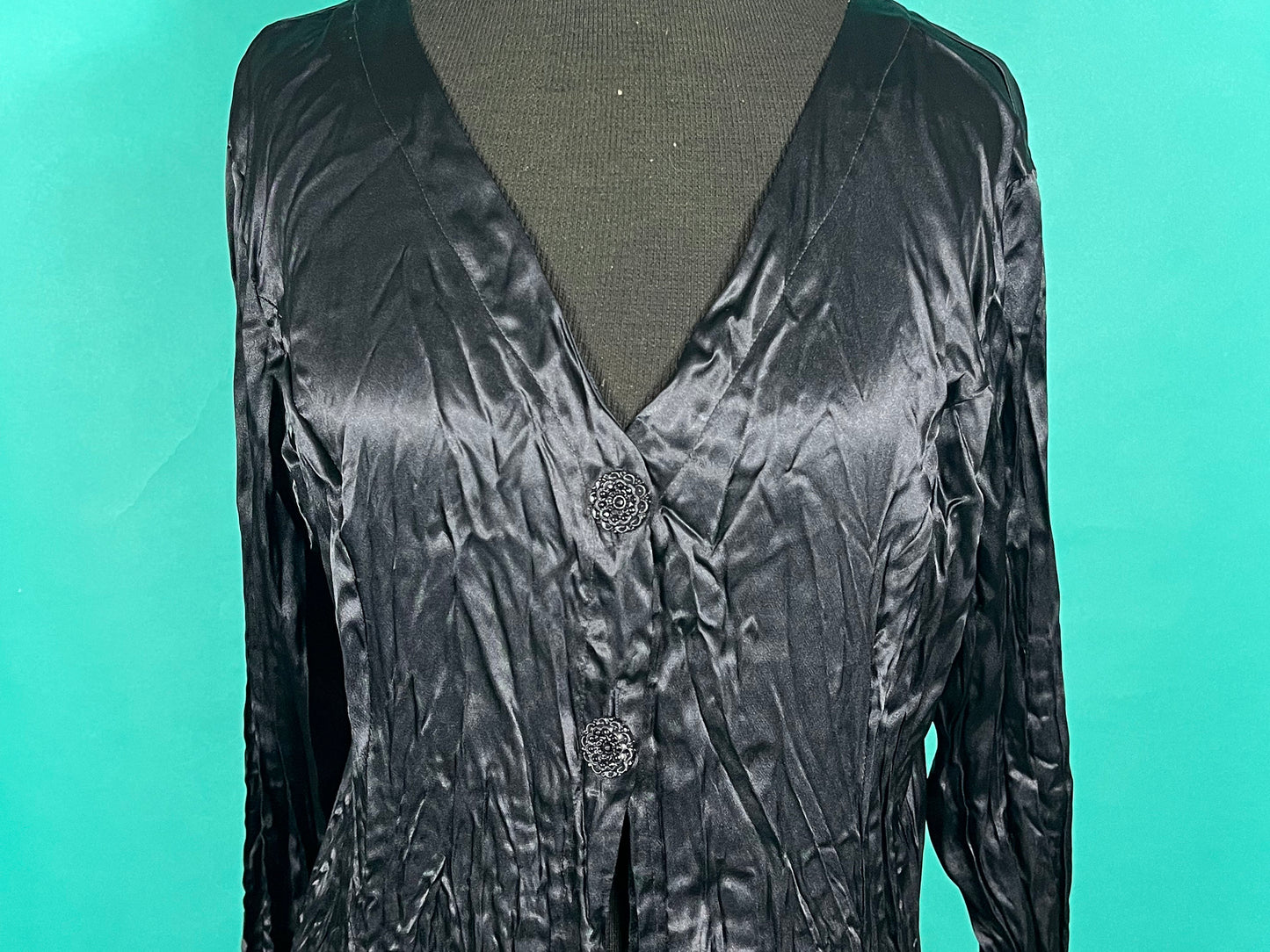 Vintage 90s Black Silk Long Crinkle Goth Witchy Button Up Long Sleeve Pullover Light Coat