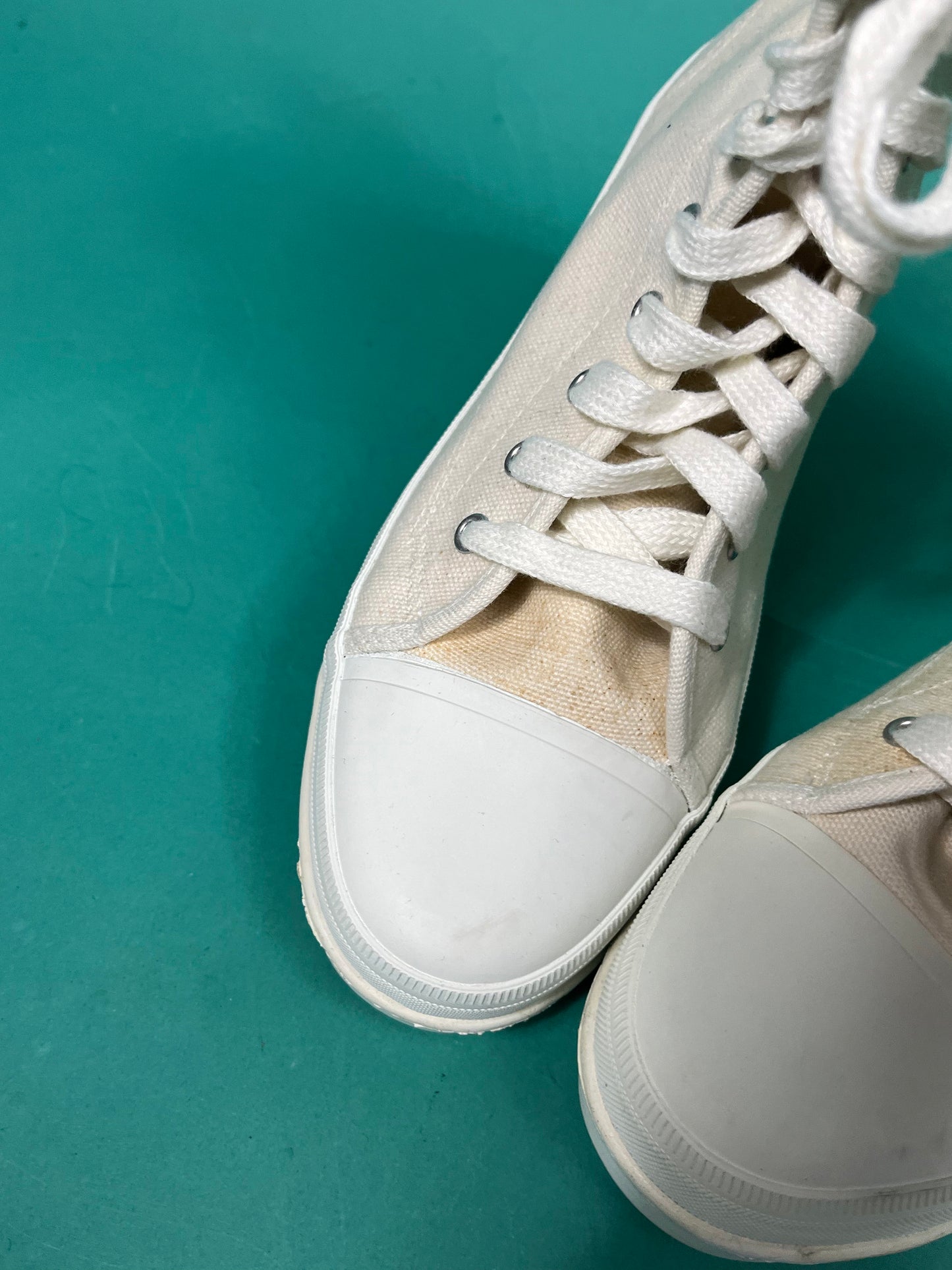 Vintage 90s Cream Canvas Chunk Heel Lace Up Combat Calf Length Manzoni Boots size 9